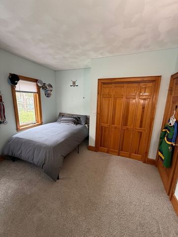 31 Webb St, Middleton, MA 01949