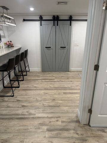 31 Webb St, Middleton, MA 01949