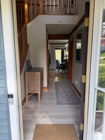 31 Webb St, Middleton, MA 01949