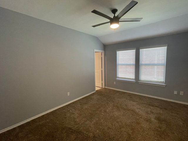 825 Alton Drive, Aubrey, TX 76227