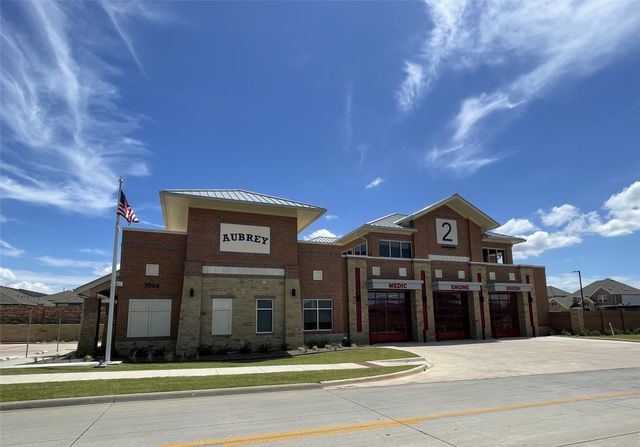 825 Alton Drive, Aubrey, TX 76227