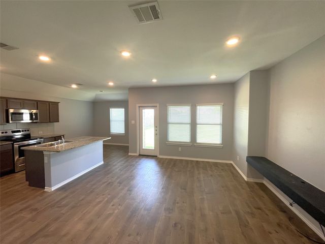 825 Alton Drive, Aubrey, TX 76227