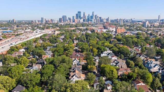 3305 3rd Avenue S, Minneapolis, MN 55408