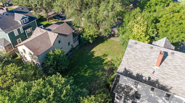 3305 3rd Avenue S, Minneapolis, MN 55408