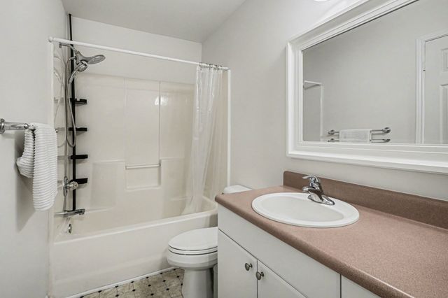 7334 Planters Rd, Fairview, TN 37062