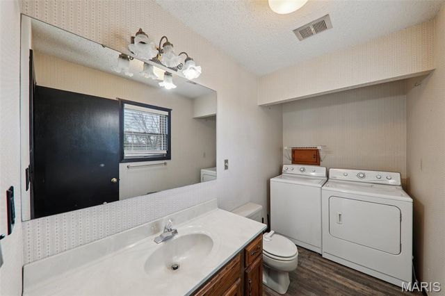 408 Hollywood Heights Road, Caseyville, IL 62232