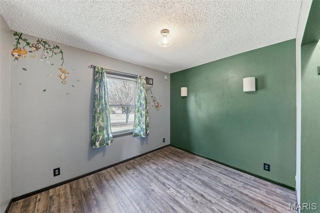 408 Hollywood Heights Road, Caseyville, IL 62232