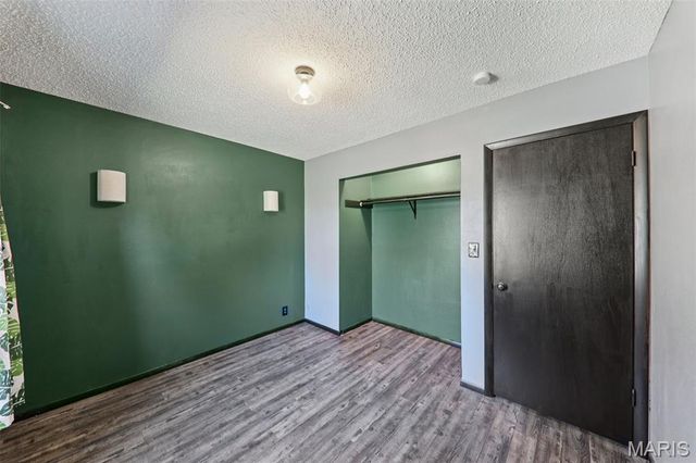 408 Hollywood Heights Road, Caseyville, IL 62232