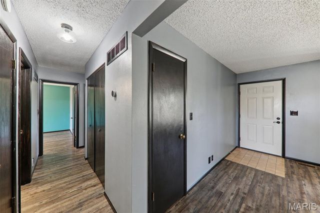 408 Hollywood Heights Road, Caseyville, IL 62232