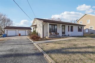 408 Hollywood Heights Road, Caseyville, IL 62232