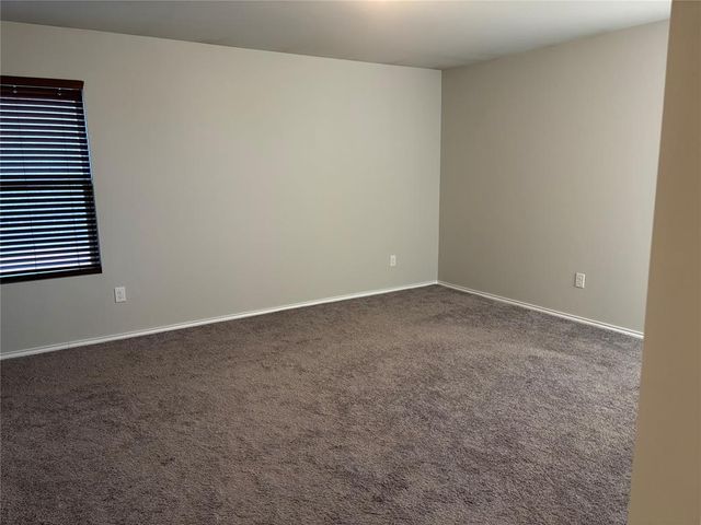 10009 Copperhead Road, Yukon, OK 73099