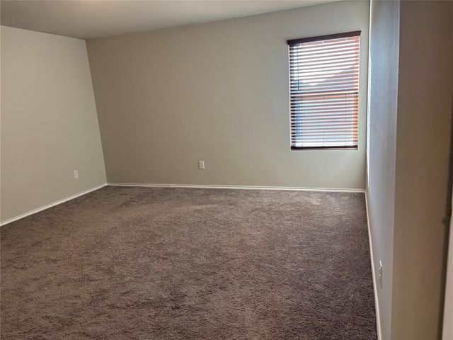 10009 Copperhead Road, Yukon, OK 73099