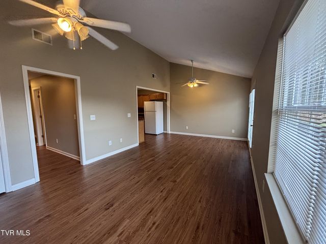 2820 2822 Plymouth Road, Johnson City, TN 37601