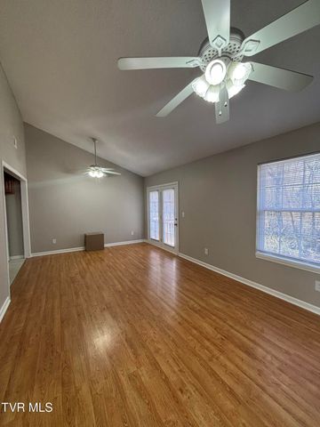 2820 2822 Plymouth Road, Johnson City, TN 37601