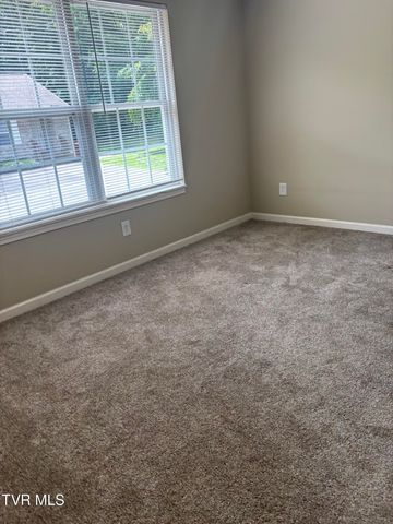 2820 2822 Plymouth Road, Johnson City, TN 37601