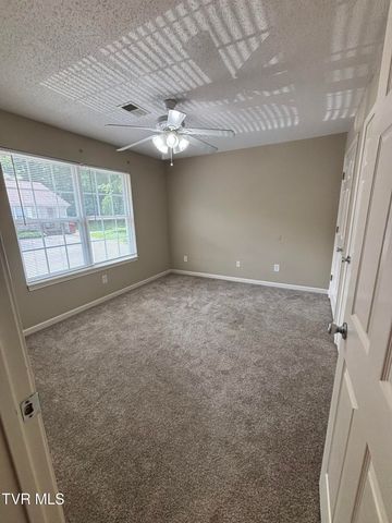 2820 2822 Plymouth Road, Johnson City, TN 37601