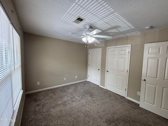 2820 2822 Plymouth Road, Johnson City, TN 37601