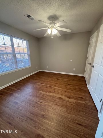 2820 2822 Plymouth Road, Johnson City, TN 37601
