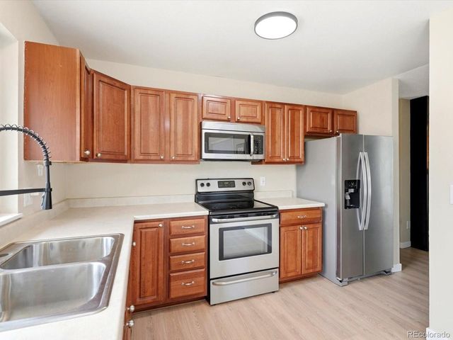 1208 S Cathay St, Aurora, CO 80017