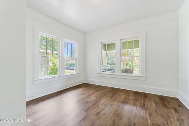 3849 VALENCIA Road, Jacksonville, FL 32205