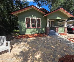 3849 VALENCIA Road, Jacksonville, FL 32205