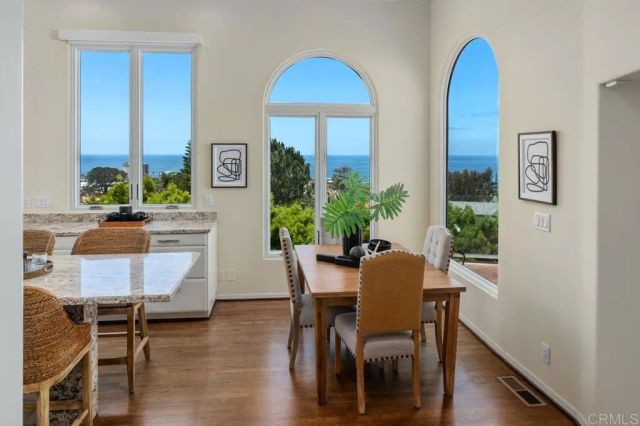 1420 La Jolla Knoll, La Jolla, CA 92037