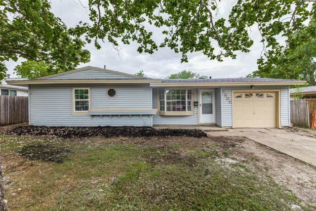 2908 Scottsbluff Drive, Dallas, TX 75228