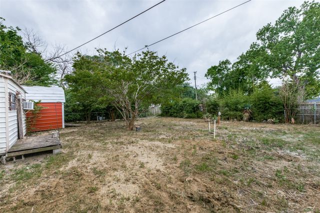 2908 Scottsbluff Drive, Dallas, TX 75228