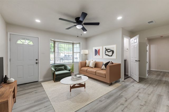 2908 Scottsbluff Drive, Dallas, TX 75228