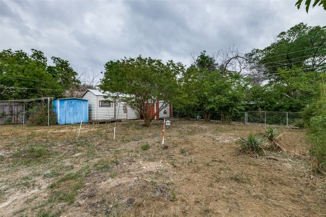 2908 Scottsbluff Drive, Dallas, TX 75228