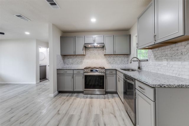 2908 Scottsbluff Drive, Dallas, TX 75228