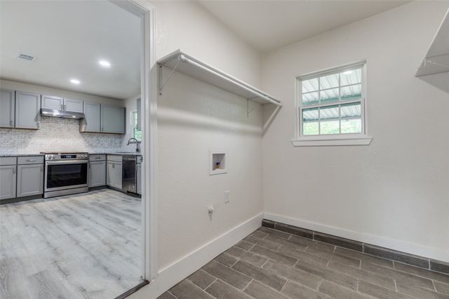 2908 Scottsbluff Drive, Dallas, TX 75228