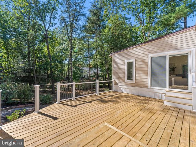 8 WESTBROOKE CT, Voorhees, NJ 08043