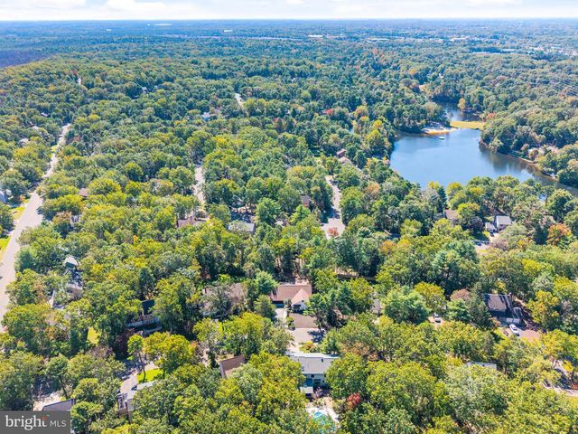 8 WESTBROOKE CT, Voorhees, NJ 08043