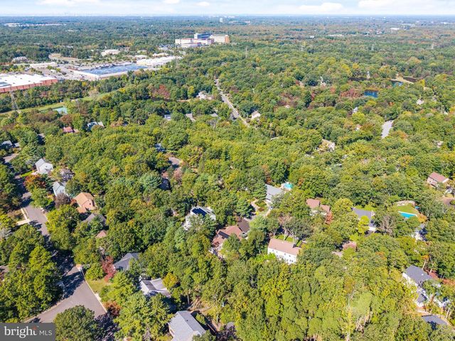 8 WESTBROOKE CT, Voorhees, NJ 08043