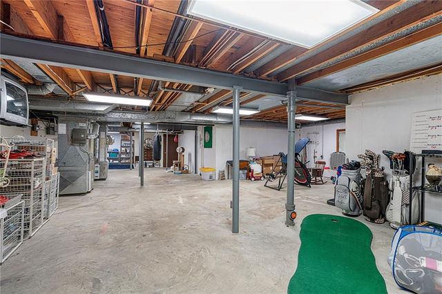 2003 W 69 Terrace, Mission Hills, KS 66208
