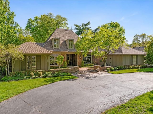 2003 W 69 Terrace, Mission Hills, KS 66208