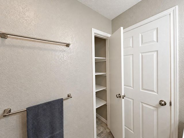 966 Bramling Circle, Corpus Christi, TX 78418