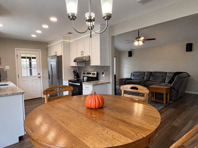 966 Bramling Circle, Corpus Christi, TX 78418