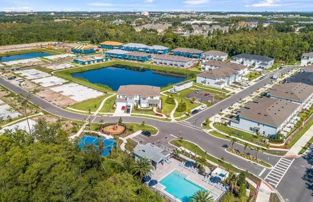 2592 BRIGHT JEWEL ST, Kissimmee, FL 34746