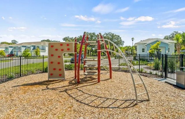 2592 BRIGHT JEWEL ST, Kissimmee, FL 34746