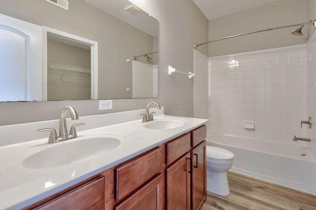 6011 Deansboro Drive, Westerville, OH 43081