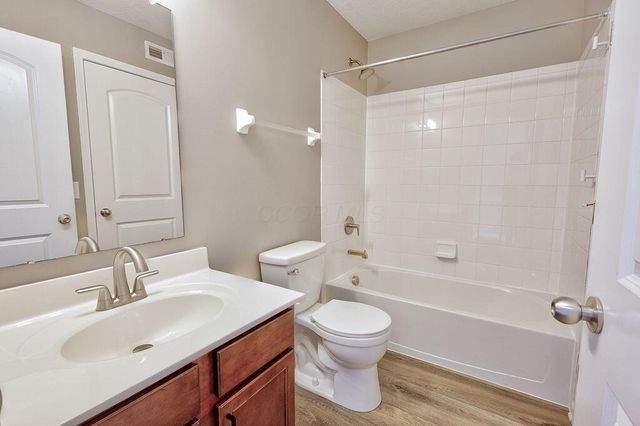 6011 Deansboro Drive, Westerville, OH 43081