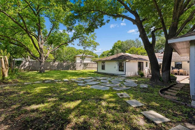 6735 Kingsbury Drive, Dallas, TX 75231