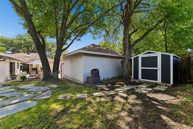6735 Kingsbury Drive, Dallas, TX 75231