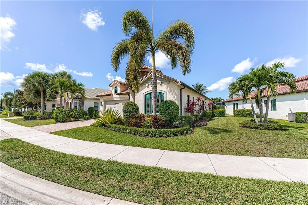 9327 Woodhurst DR, NAPLES, FL 34120 — photo 4