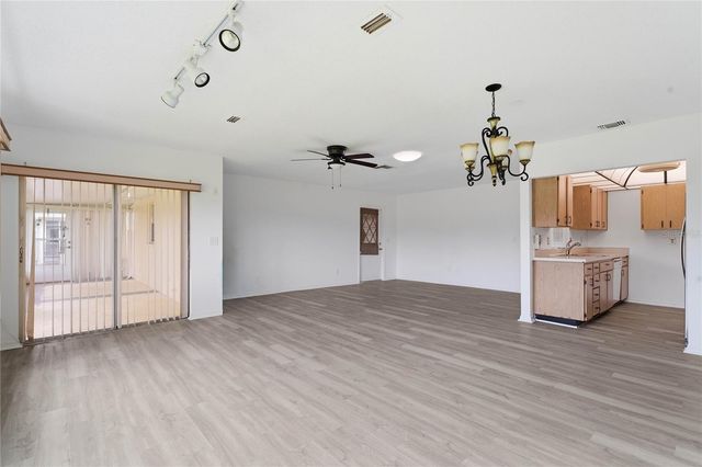 417 GLADSTONE PLACE, Sun City Center, FL 33573