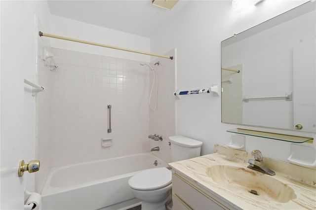 417 GLADSTONE PLACE, Sun City Center, FL 33573