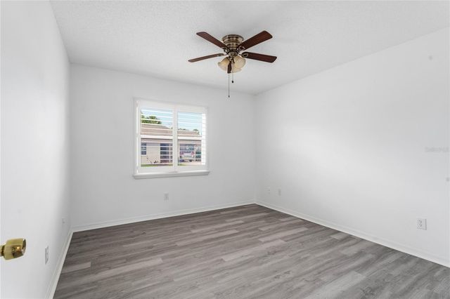 417 GLADSTONE PLACE, Sun City Center, FL 33573