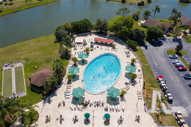 417 GLADSTONE PLACE, Sun City Center, FL 33573